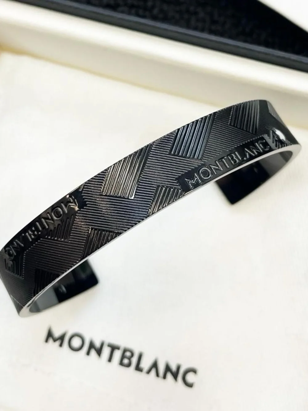 MONTBLANCMontblanc Bangle Extreme 3.0 Black Saize 21cm